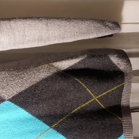 New York & Company Arygle Sweater - Picture 3 of 5